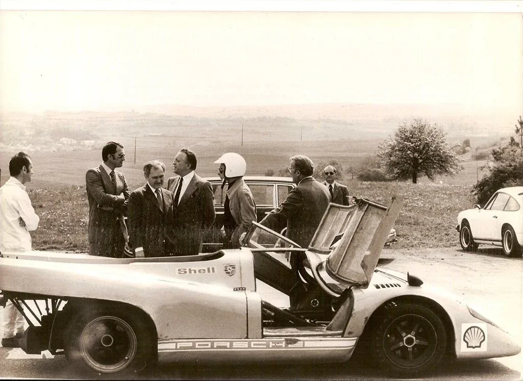 Présentation presse à Weissach, 1974